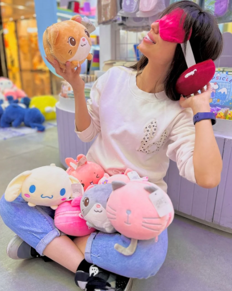 Cartoon Eyemask + Rest Pillow