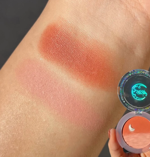 Dual Tone Moon Blush