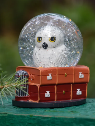 Hedwig Snow Globe