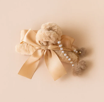 Fur Clawclips with Tassels Brown