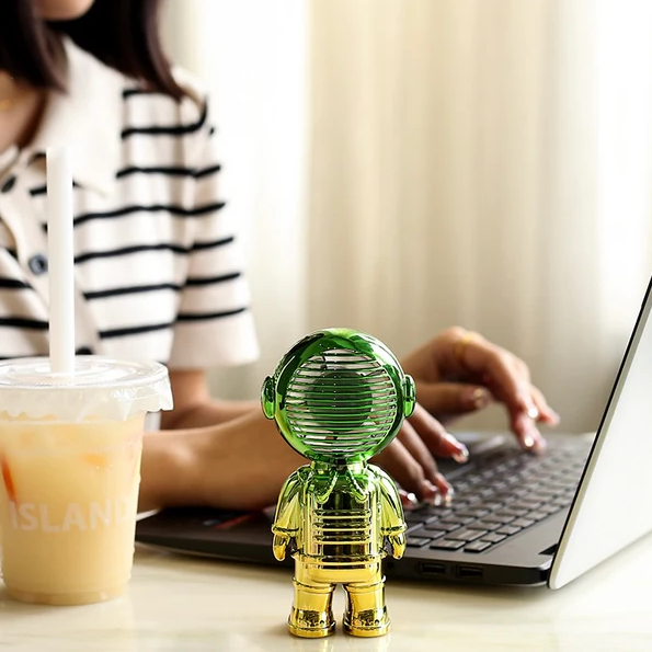 Astronaut Mini Fan