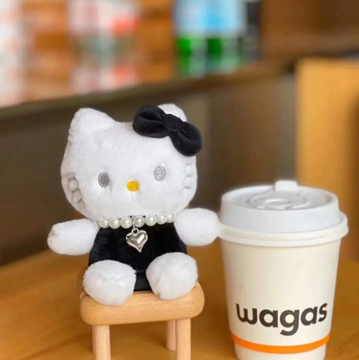 Hello Kitty Pearl Necklace Plush Bag Charms