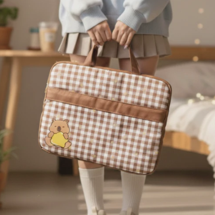 Star capybara laptop bag