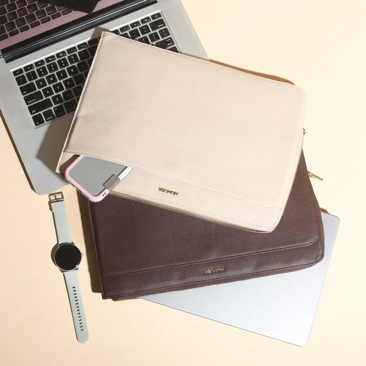 Sleek Laptop Sleeve Bag- Fits 13–14 Inch Laptops